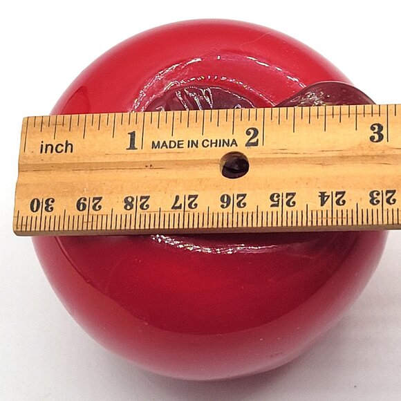 Art Glass Red Apple Green Stem Handblown Paper Weight Sun Catcher Collectible - Picture 6 of 6